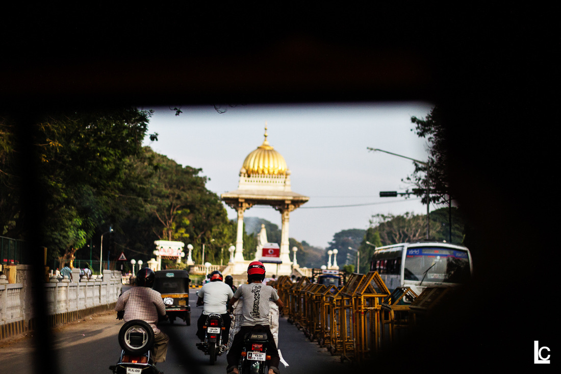 Lorenzo Cuevas Travel Photography India Rickshaw Taxi Tourism 